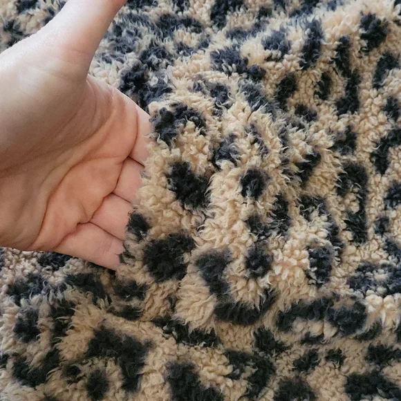 Leopard pullover - Picture 6 of 7